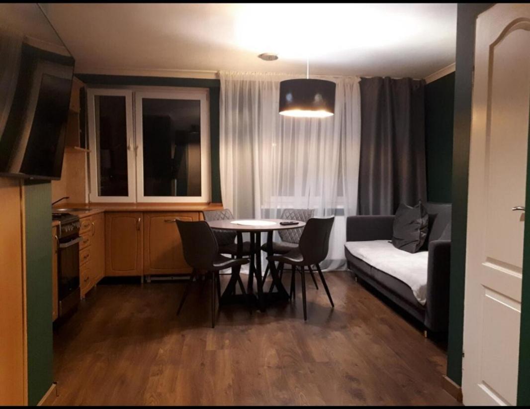 Apartament Blisko Centrum Miasta เจโลนากูรา ภายนอก รูปภาพ